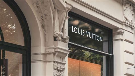 falsi nella boutique louis vuitton|Louis Vuitton: occhio alla truffa! Come riconoscere un falso.